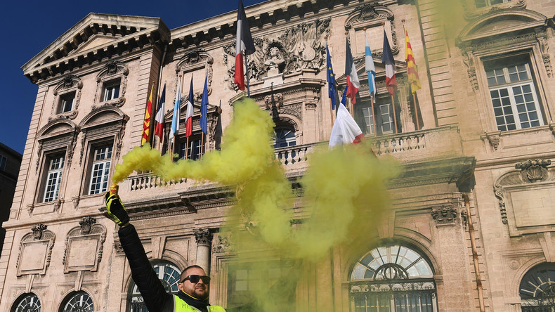 Gilets jaunes : les municipales en ligne de mire ?