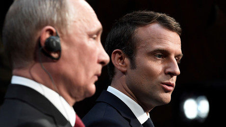 Vladimir Poutine et Emmanuel Macron (image d'illustration).