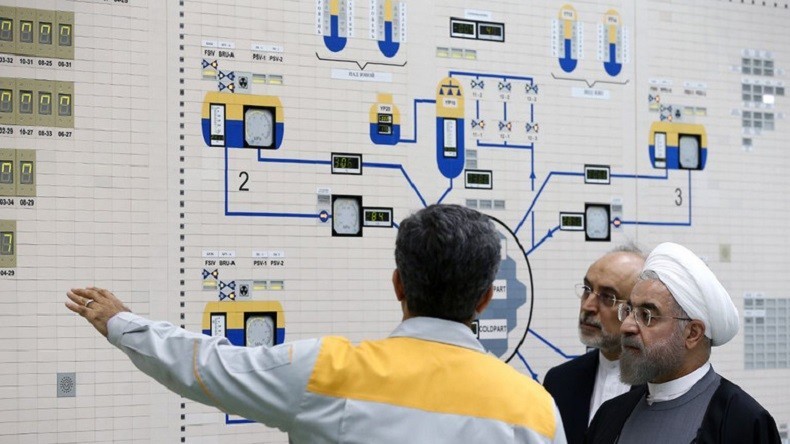 Nucléaire : Hassan Rohani annonce que l'Iran va reprendre le développement de centrifugeuses