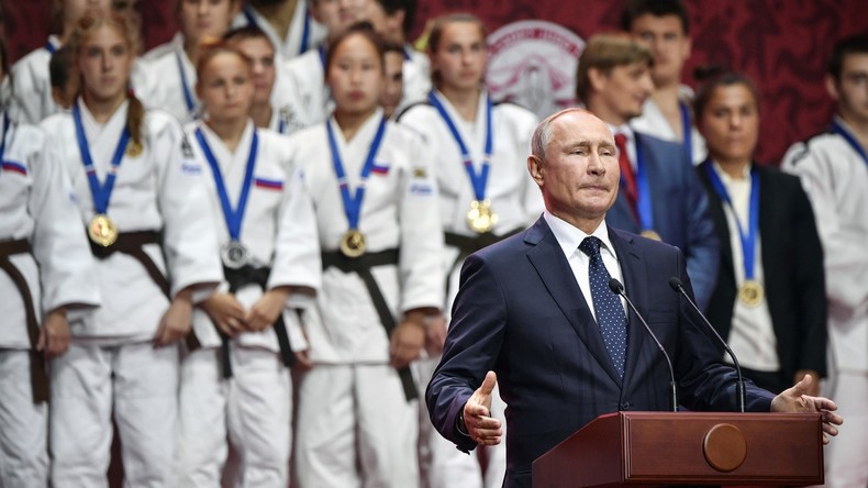 Vladimir Poutine a proposé à Donald Trump d'acheter des missiles hypersoniques russes