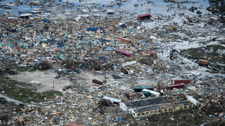Désolation aux Bahamas après le passage de l'ouragan Dorian qui a fait au moins 40 morts (IMAGES)