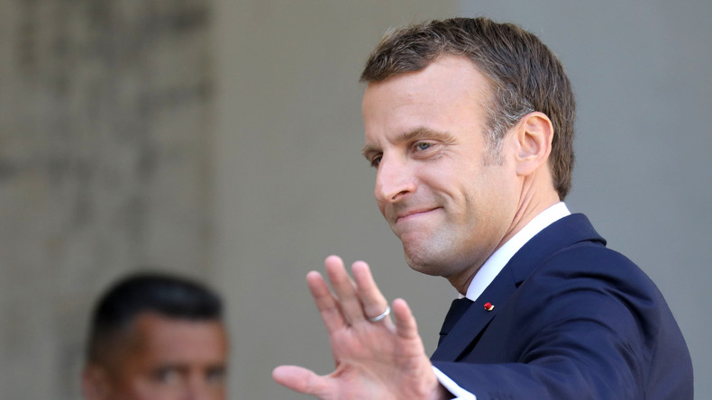 Immigration : Macron appelle à plus de fermeté, les premières voix de l'opposition s'élèvent