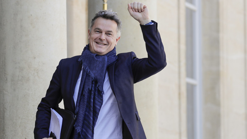 Le n°1 du PCF souhaite stopper l'«immigration organisée par les traités libéraux de Bruxelles»