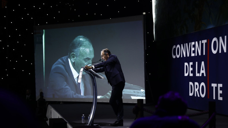 Edouard Philippe, Sibeth Ndiaye, BHL, SOS Racisme... La convention de la droite choque à sa gauche