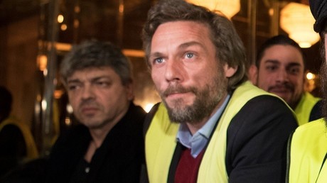 Thierry Paul Valette lors d'une conférence de presse au côté de Francis Lalanne en décembre 2018 à Paris.