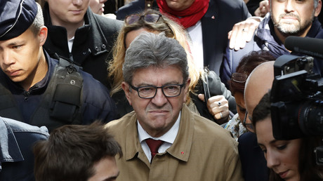 Jean-Luc Mélenchon quitte le tribunal de Bobigny le 19 septembre (image d'illustration).