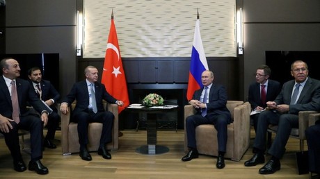 La diplomatie turque et russe à Sotchi, où Erdogan et Poutine se sont entretenus ce 22 octobre 2019 sur la situation dans le nord-est de la Syrie.