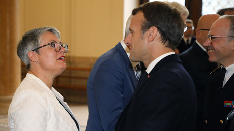 Anne Brugnera avec Emmanuel Macron, le 9 octobre 2019 à Lyon (image d'illustration).
