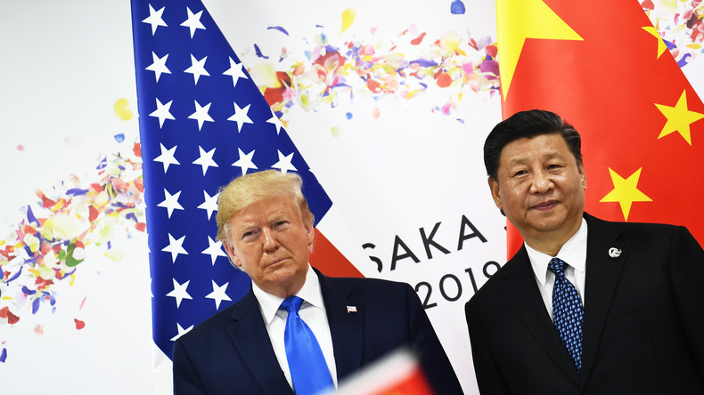Donald Trump promulgue une loi en faveur de Hong Kong et s'attire les foudres de Pékin