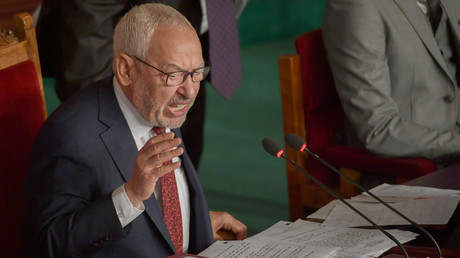 Le chef du parti Ennahdha d'obédience islamiste, Rached Ghannouchi, préside la première session du parlement après les élections législatives, le 13 novembre 2019.