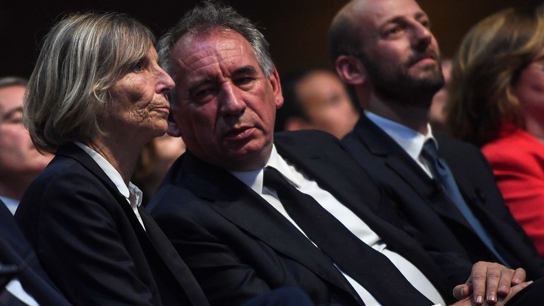 François Bayrou mis en examen pour «complicité de détournement de fonds publics»
