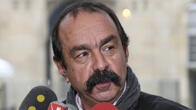 Les trains rouleront-ils à Noël ? «Si le gouvernement retire son projet», répond Philippe Martinez
