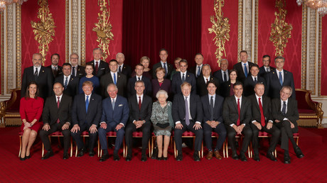 Les dirigeants de l'OTAN en compagnie de la reine Elizabeth II à Londres, le 4 décembre 2019.
