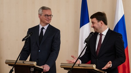 Conférence de presse conjointe du ministre français de l'Economie et des Finances Bruno Le Maire (à gauche) et du ministre russe du Développement économique Maxime Orechkine à Moscou le 10 décembre 2019