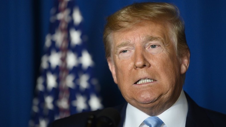Donald Trump menace de frapper «52 sites iraniens» de manière «très dure et très rapide»