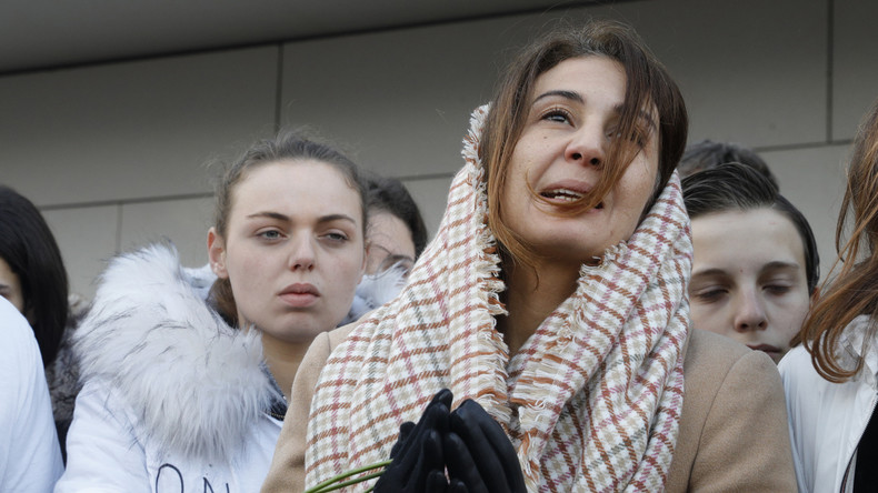 Castaner reçoit la famille de Cédric Chouviat, livreur décédé après son interpellation à Paris