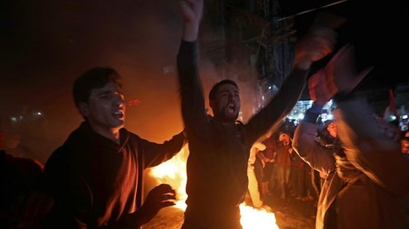 Des manifestants palestiniens réagissent au plan de paix de Donald Trump, le 28 janvier 2020 dans la bande de Gaza.