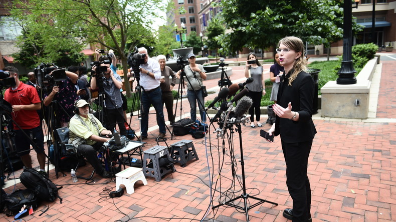 Etats-Unis : un juge ordonne la libération de Chelsea Manning