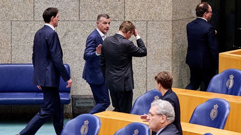 Le ministre néerlandais des Soins médicaux démissionne après un malaise pendant un débat
