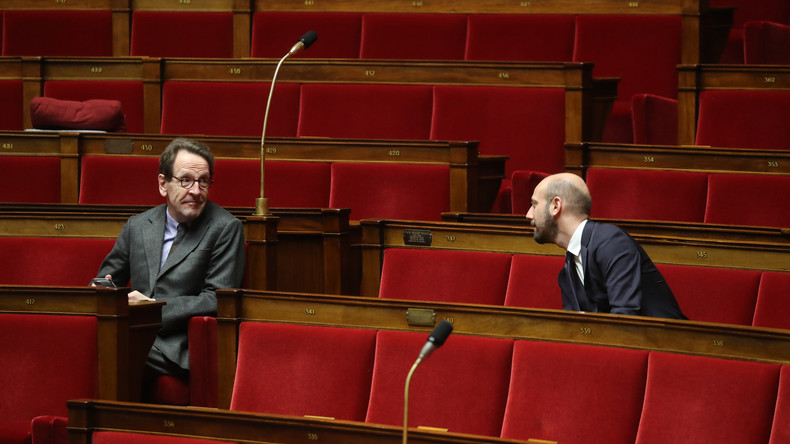 La France à l'heure de l'état d'urgence sanitaire