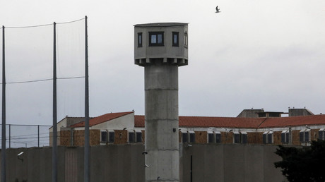 Photographie prise le 17 mars 2020, montrant la tour de guet de la prison de Perpignan (image d'illustration).