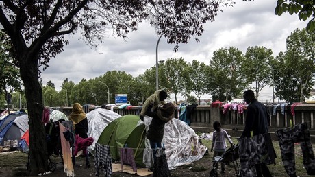 Camp de migrants porte d'Aubervilliers, le 10 mai 2019.