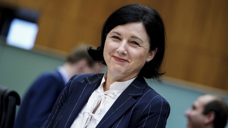 Industrie médicale : une commissaire européenne parle de «dépendance morbide» à la Chine et l'Inde