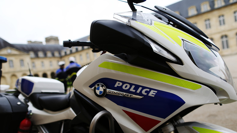 Colombes : un automobiliste fonce sur des motards de la police, deux blessés