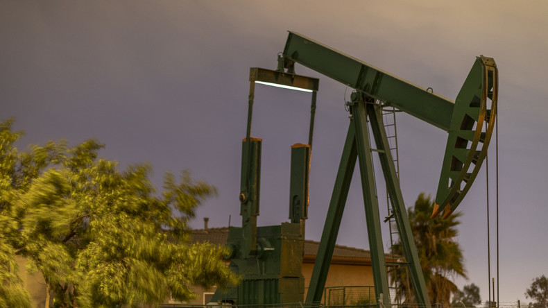 L'Opep+ discute d'une éventuelle prolongation de la baisse de la production