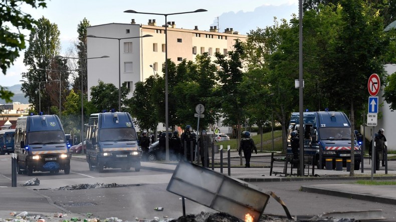 Violences à Dijon : importante opération de police aux Grésilles, 140 CRS déployés