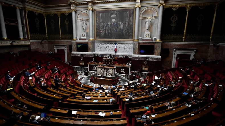 Sortie de l’état d’urgence sanitaire : critiqué par les oppositions, le texte arrive au Sénat