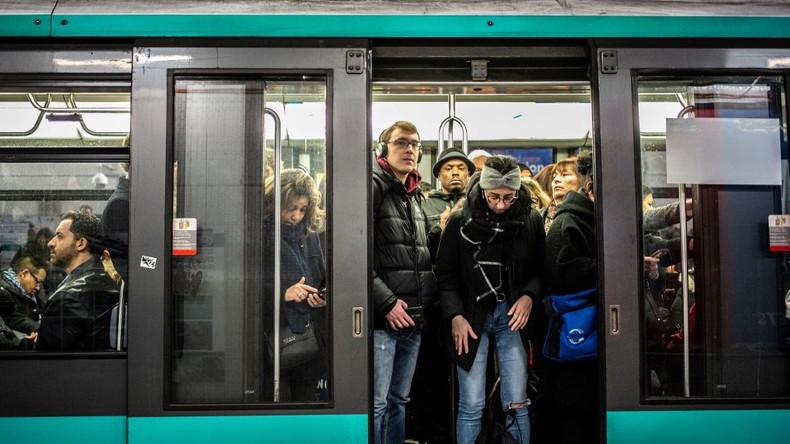 Crise du coronavirus : l’Ile-de-France arrête provisoirement ses financements de la RATP et la SNCF