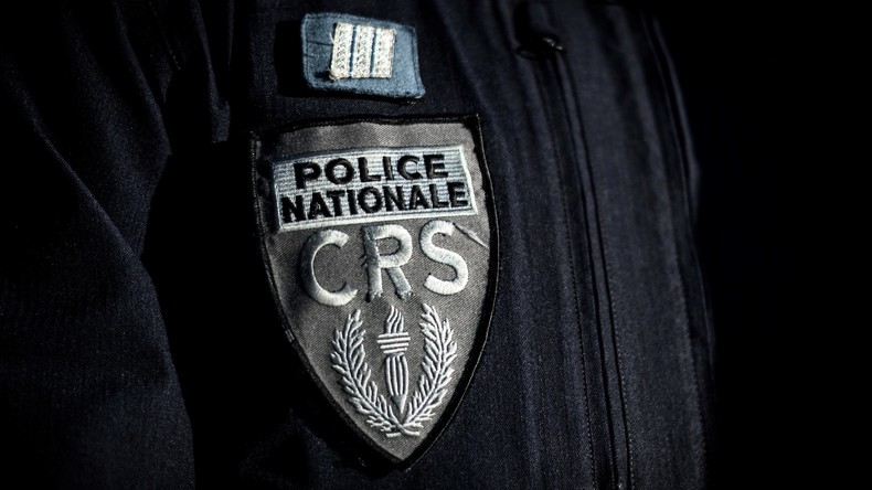 Instrumentalisation politique de la police ? Un CRS annonce quitter son institution