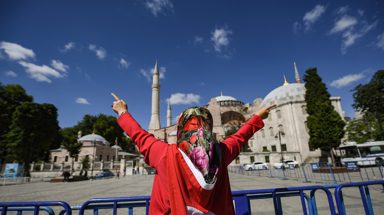 Sainte-Sophie: Erdogan balaie les condamnations internationales au nom du «droit souverain» d'Ankara