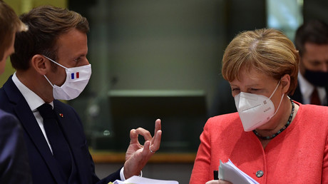 Emmanuel Macron et Angela Merkel, lors du sommet européen de Bruxelles, le 20 juillet (image d'illustration)