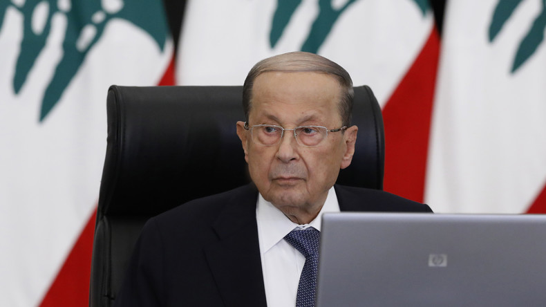 Explosions à Beyrouth: le président Aoun n'exclut pas la possibilité d'une «bombe» ou d'un «missile»