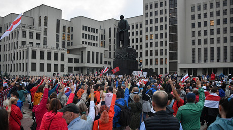 Des manifestants contestant les résultats de la dernière élection présidentielle en Biélorussie, au square de l'Indépendance à Minsk, le 19 août (image d'illustration).