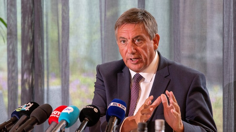 Affaire Chovanec : en Belgique, le ministre-président Jan Jambon sous le feu des critiques