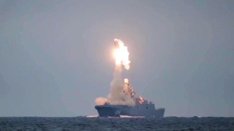 La Russie teste avec succès un nouveau missile hypersonique