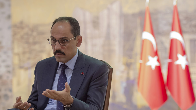 Haut-Karabagh : la Turquie appelle à des pourparlers incluant l'Arménie, l'Azerbaïdjan et la Russie