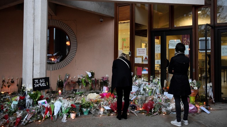 Attentat de Conflans : le terroriste a-t-il payé des mineurs pour trouver Samuel Paty ?