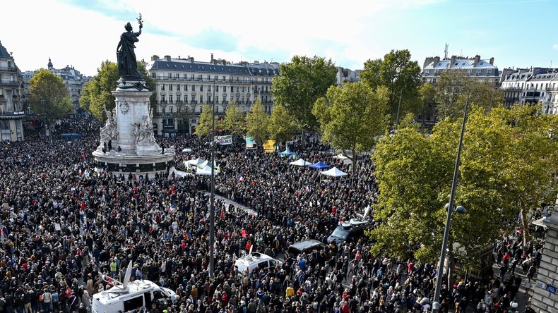 La présidente de l'Unef huée à Paris lors du rassemblement en hommage à Samuel Paty