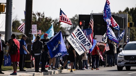 Des partisans de Donald Trump, devant l'hôpital militaire Walter Reed, à Bethesda, dans le Maryland, le 4 octobre 2020 (image d'illustration).