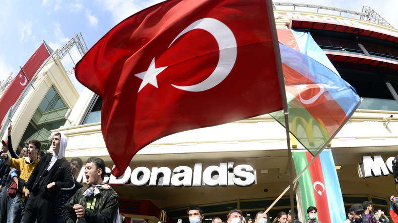 La France demande la fin des «provocations» de la Turquie au Haut-Karabagh