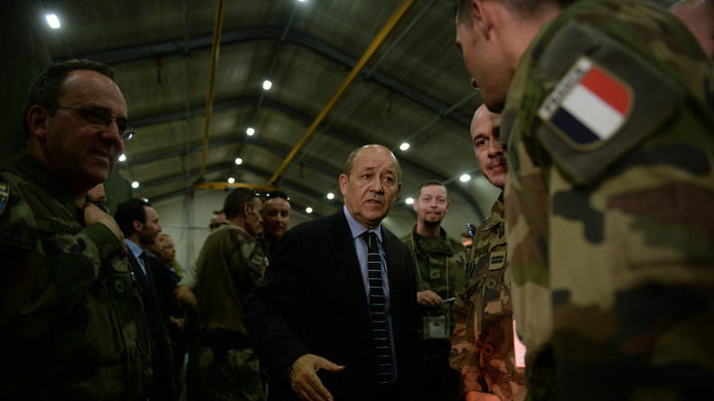 La France s'opposera à un retrait américain d'Irak et d'Afghanistan, annonce Jean-Yves Le Drian
