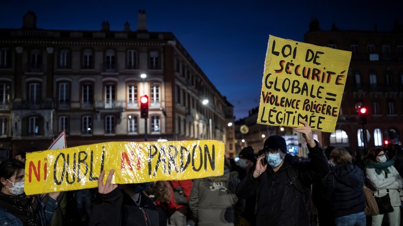 L'article 24 de la loi Sécurité globale, source de discorde et d'inquiétudes
