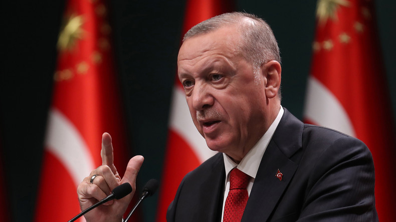 Erdogan dit espérer voir la France «se débarrasser» de Macron «le plus tôt possible»