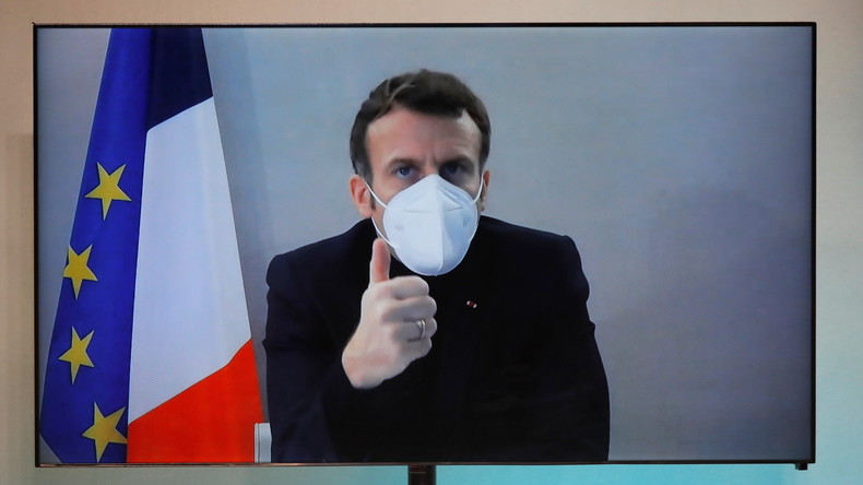 «Privilège blanc» : «un fait» pour Emmanuel Macron