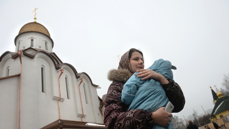 L'Église orthodoxe russe dit ne pas chercher l'interdiction de l'IVG mais s'oppose au remboursement