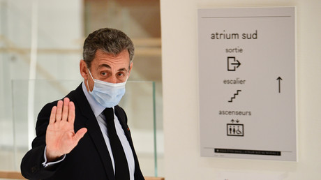 Nicolas Sarkozy arrivant au tribunal le 8 décembre 2020